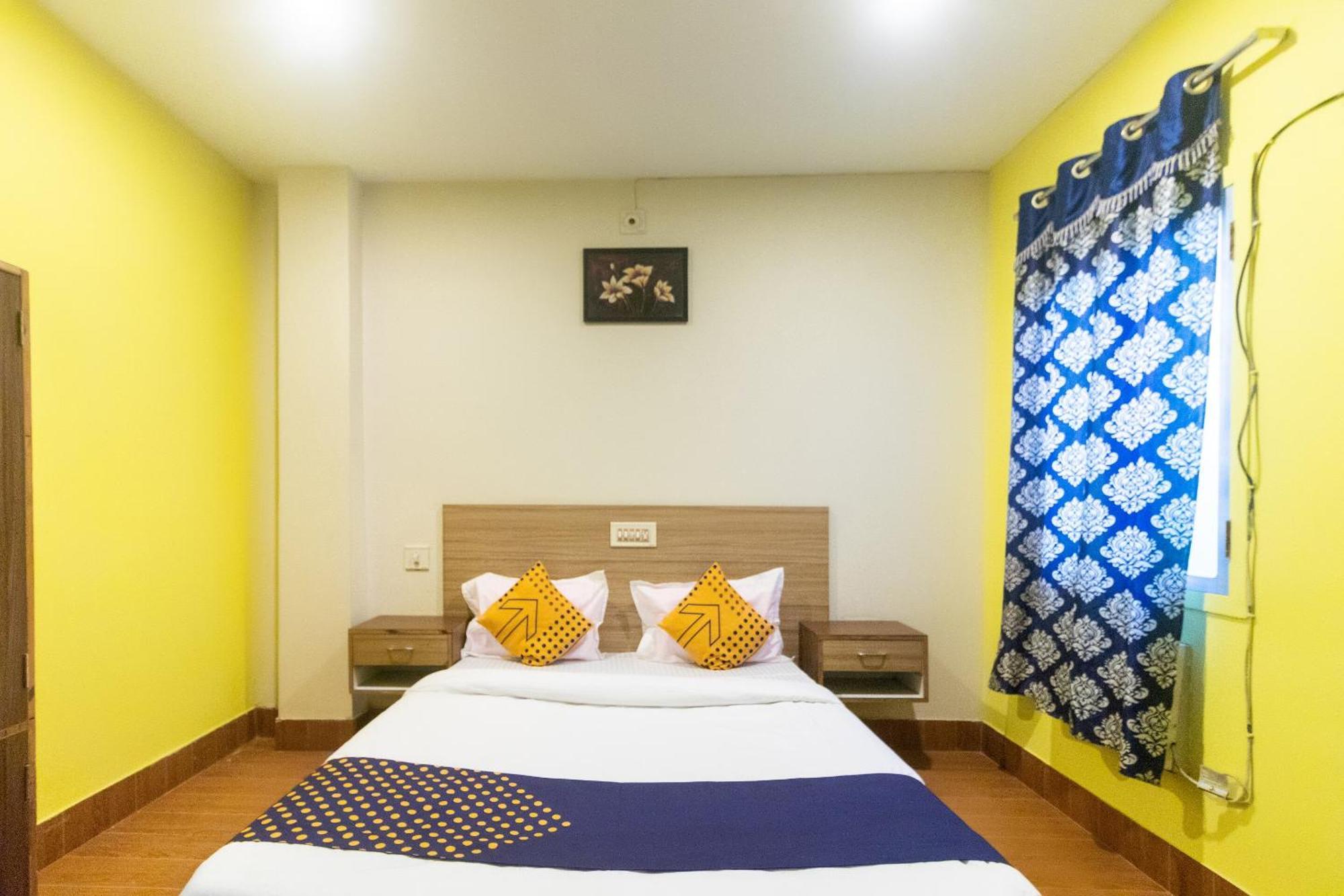 Spot On Prabir Residency Inn Urāli Exteriér fotografie