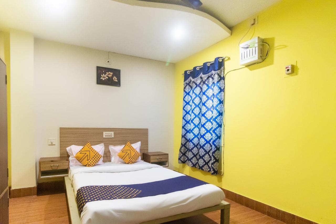 Spot On Prabir Residency Inn Urāli Exteriér fotografie